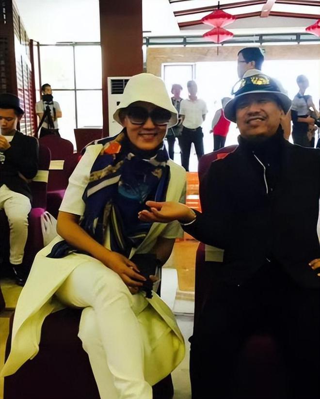 离世官媒发文哀悼死亡更多细节曝光九游会登录j9入口知名音乐人突然(图4)